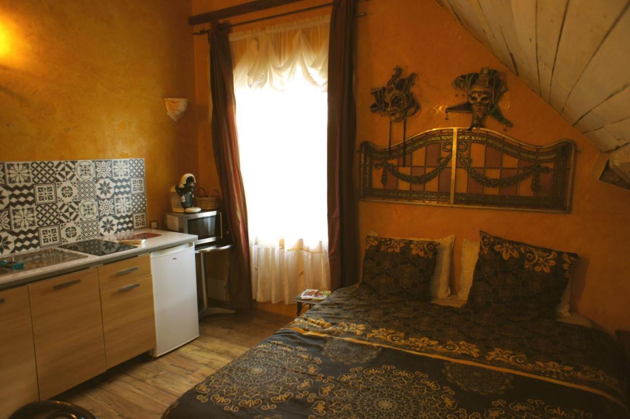 โอ โลฌี เดอ ลา ซอลร์ Bed & Breakfast Ferriere-la-Petite ภายนอก รูปภาพ