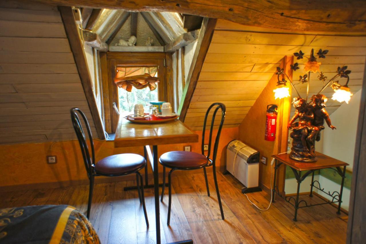 โอ โลฌี เดอ ลา ซอลร์ Bed & Breakfast Ferriere-la-Petite ภายนอก รูปภาพ