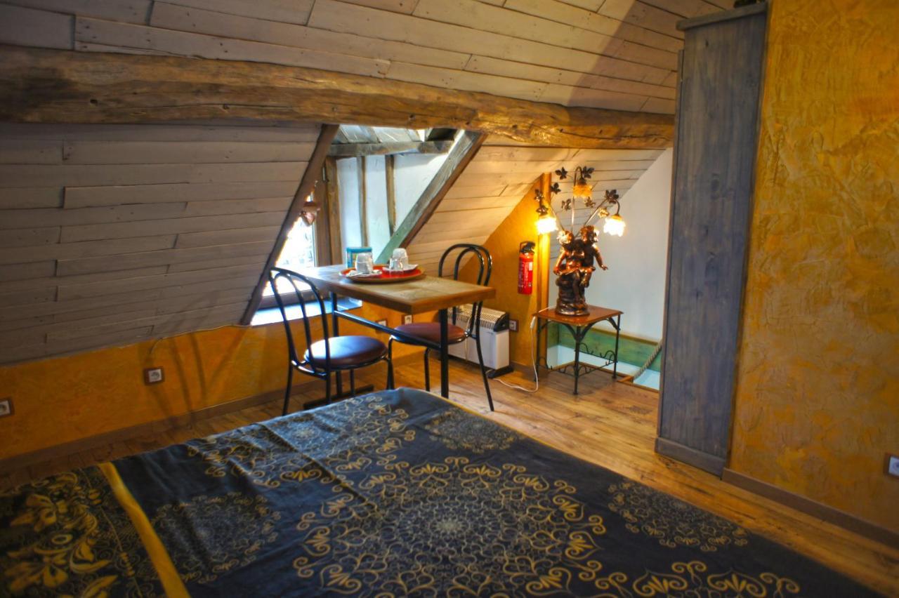 โอ โลฌี เดอ ลา ซอลร์ Bed & Breakfast Ferriere-la-Petite ภายนอก รูปภาพ