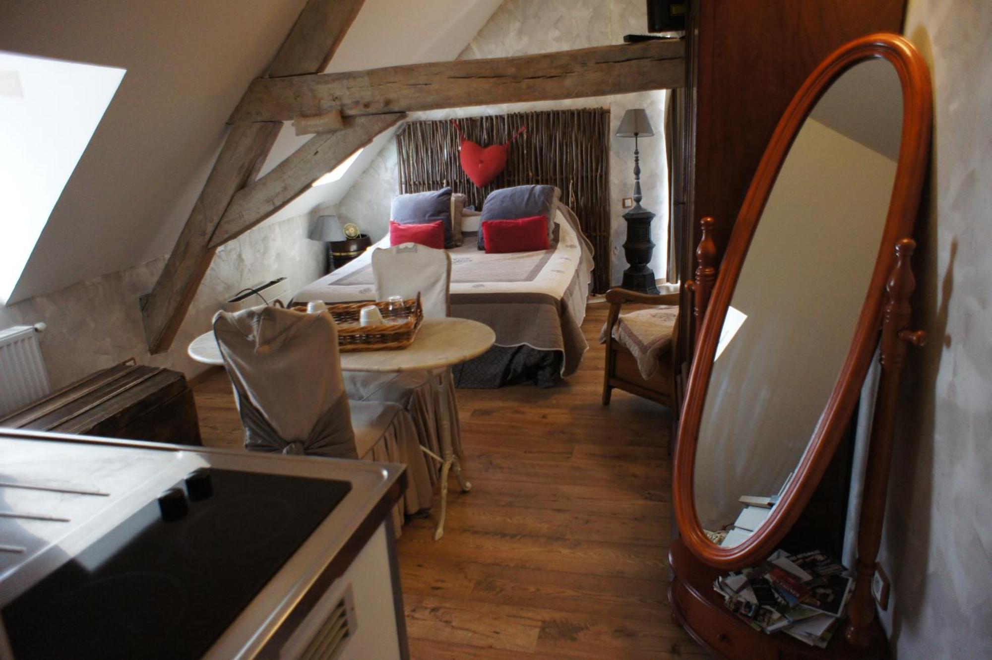 โอ โลฌี เดอ ลา ซอลร์ Bed & Breakfast Ferriere-la-Petite ภายนอก รูปภาพ